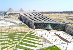 Gro&szlig;es-&Auml;gyptisches-Museum-von-Hurghada-Eiman-Tours-Agency (1)