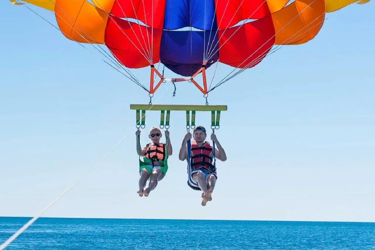 Was ist Parasailing in Hurghada
